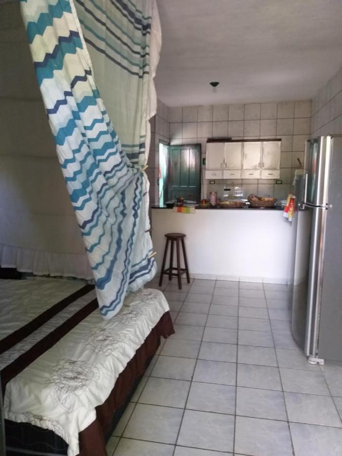 Hostel Atelie Uba ปอร์โต จิ กาลินญาส ภายนอก รูปภาพ